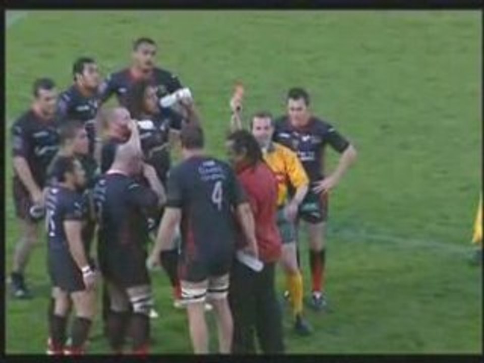 Bagarres Pau-Toulon et Agen-Mont de Marsan