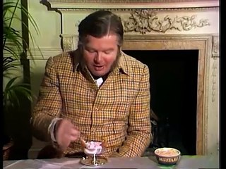 Benny Hill - The Widow (1978)