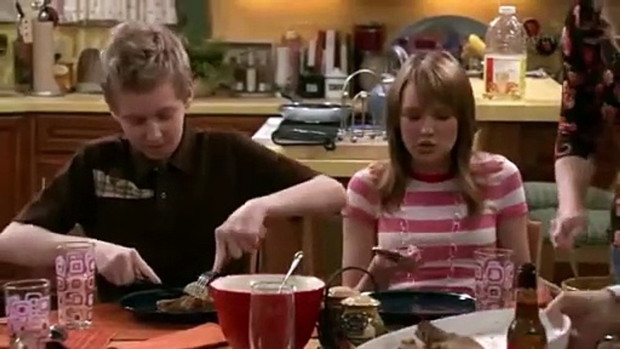 The War At Home 1x21 Runaways