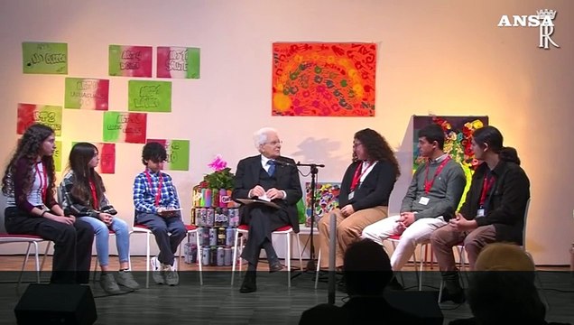 Mattarella: Dire 'torna al tuo Paese' e' una sciocchezza