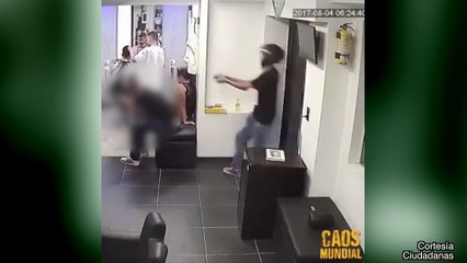 08-08-17-corregido2-camara-de-seguridad-capto-homicidio-dentro-de-barberia-en-la-castellana
