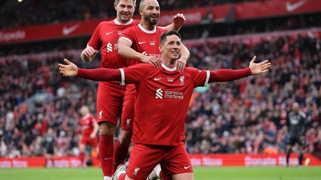 Torres di nuovo ad Anfield! Gol ed esultanza sotto la Kop