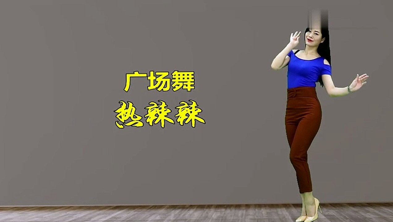 背面帶跳《熱辣辣》動聽旋律，情歌不停唱又唱，歡歌醉舞醉人好看