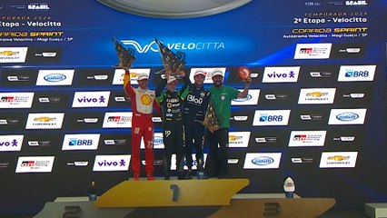 Felipe Massa consolida grande fase com vitória e lidera Stock Car