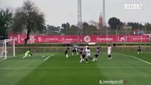 ¡SU PRIMER GOL EN EUROPA! Juan Carlos Cortez inició de titular y anotó gol en la victoria del Sevilla sub-19