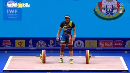 A la pesista colombiana Leidy Solís se le robaron hasta las medallas