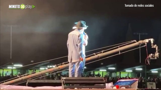 Eduin Caz de Grupo Firme sorprende al revelar que tuvo cáncer de esófago