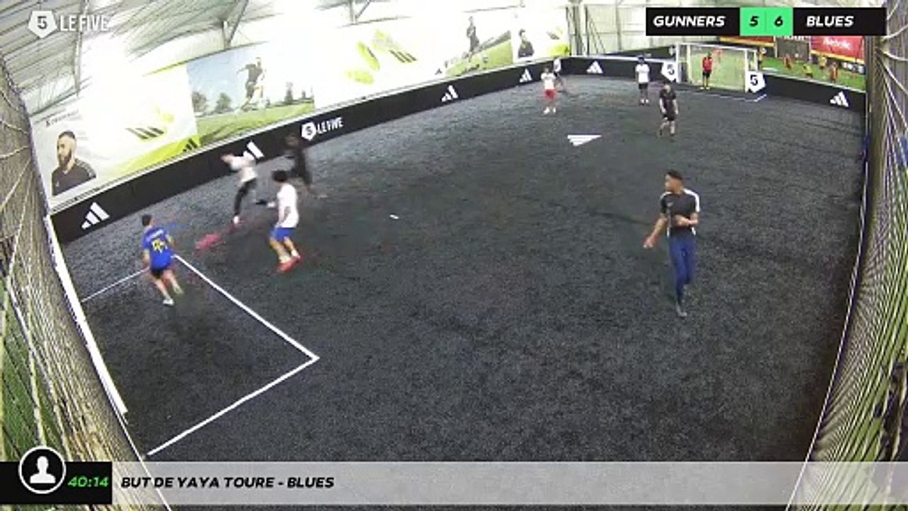 But de Yaya Toure - blues