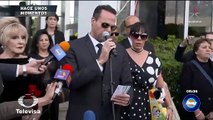 Hijos de José José llegan con los restos de sus padre a México y agradecen el apoyo