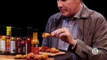 Hot Ones: Will Ferrell lamenta profundamente comer alitas picantes