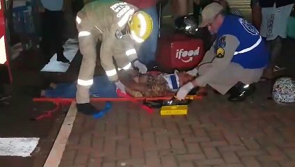 Entregador de alimentos fica ferido em grave acidente no Cascavel Velho