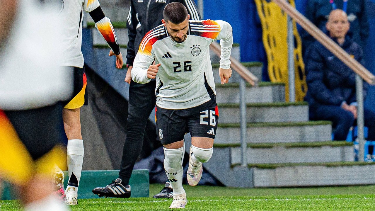 Undav: 'Das erste Trikot für Deutschland muss ich meiner Frau geben'