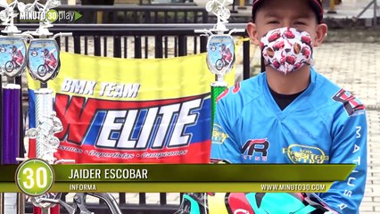 Lorenzo Idárraga ya le entrega trofeos al país a sus ocho años de edad