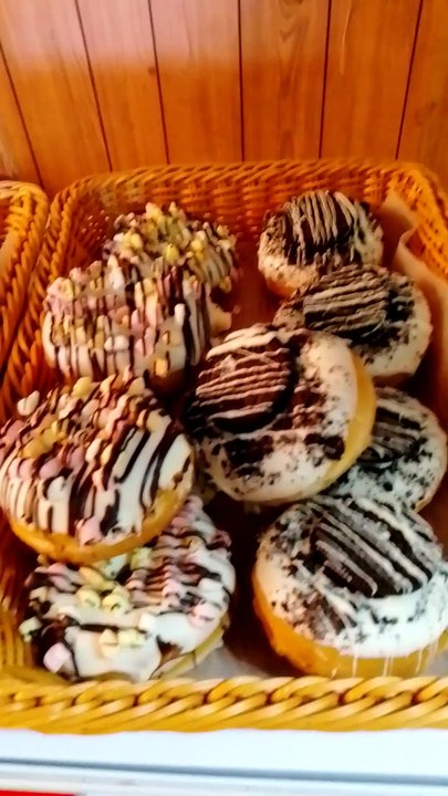 doughnuts delivery