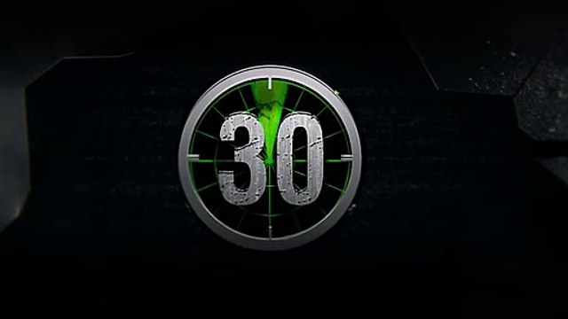 Chofer de tractomula atropelló a un hombre que quiso robarlo y lo arrastra por toda una autopista