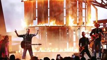 Blake Shelton interpreta  'God's Country' en los #CMA Awards