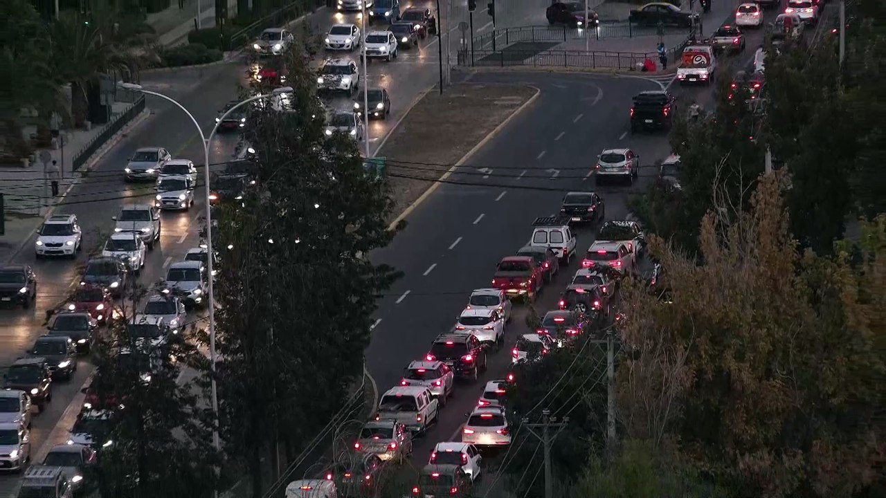 Chile decreta cuarentena total en Santiago