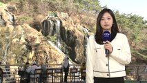 [날씨] '서울 23℃' 중서부 고온현상...내일 전국 비·예년 기온 회복 / YTN