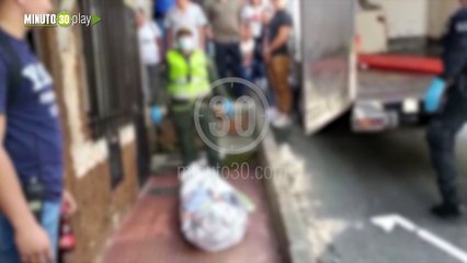 Inspección mujer encontrada muerta dentro de una casa en Robledo La Pola