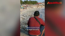 Pantai Kedonganan di Bali Dipenuhi Sampah Plastik