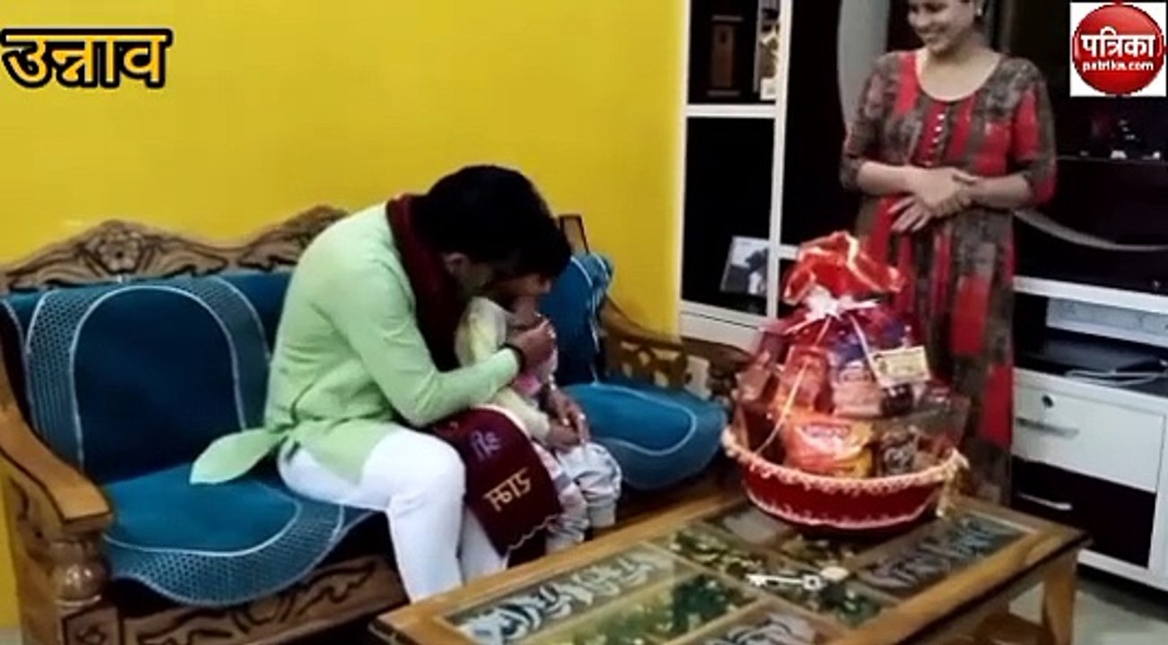 वीडियो: "नगर के पांच शहीद' होली की खुशियां बांटने पहुंच नर सेवा नारायण सेवा