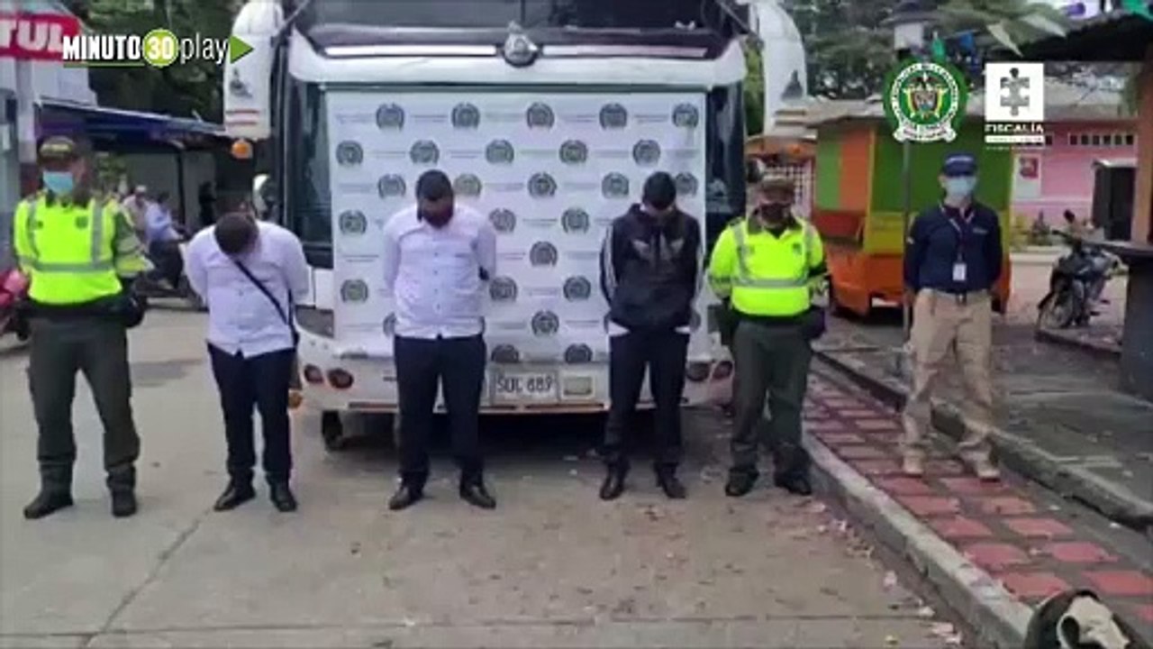 Por tráfico de migrantes envían a la cárcel a conductor, ayudante y auxiliar de un bus de servicio público