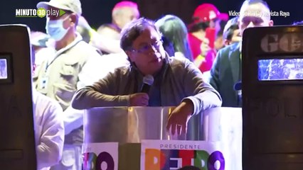 Esta noche se revelaría información inédita, sobre una presunta organización narcotraficante oculta en la Fiscalía, relacionada con un posible atentado contra el presidente Petro