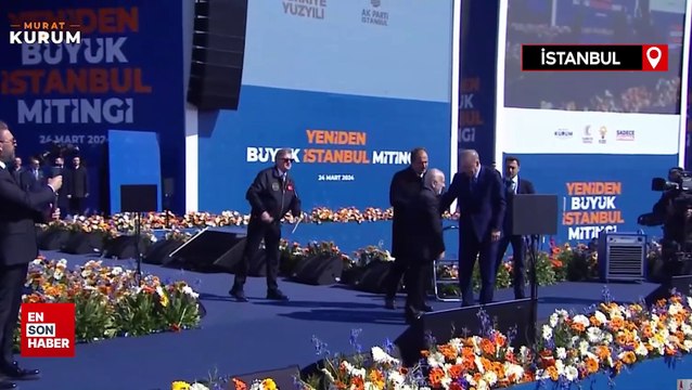 Suat Pamukçu AK Parti'ye katıldı: Cumhurbaşkanı Erdoğan rozeti taktı