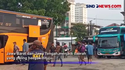 Incar Tiket Murah, Pemudik Mulai Ramai Serbu Terminal Lebak Bulus