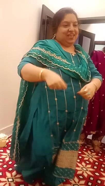 Lady Sangeet ki jhalak
