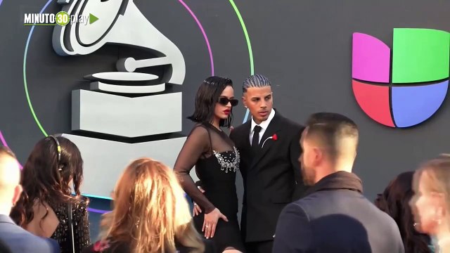 Rosalía anuncia disco de 3 temas junto a Rauw Alejandro para el 24 de marzo