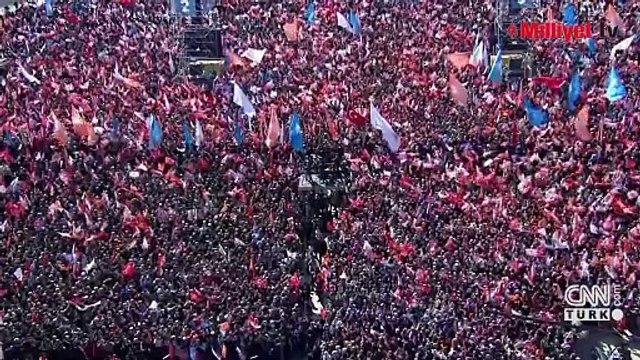 Rozetini Erdoğan taktı! Yeniden Refah Partisi'nden istifa etti, AK Partiye katıldı