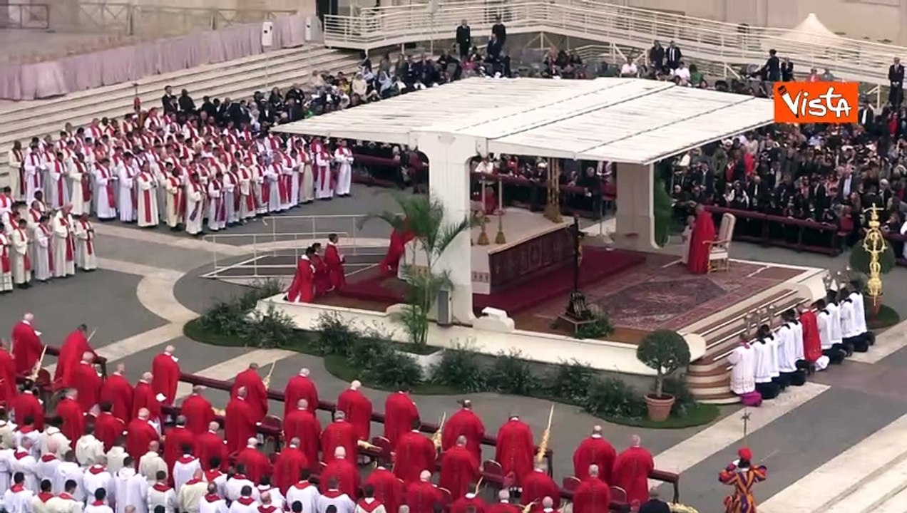 Domenica delle Palme, la messa in piazza San Pietro con Papa Francesco