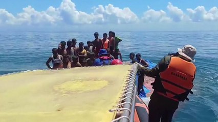 유엔 "인도네시아 근해 난민선 침몰, 70여 명 사망·실종" / YTN