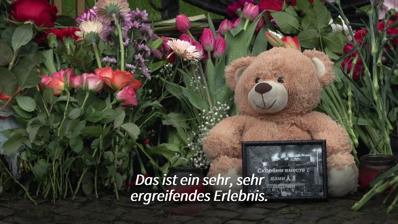 Anschlag von Moskau: Berliner zeigen Mitgefühl