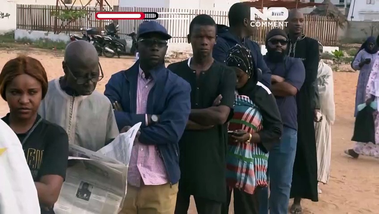 No Comment : les Sénégalais se rendent aux urnes pour la présidentielle