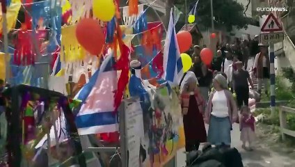 شاهد: تحت حراسة مشددة.. إسرائيليون يحتفلون بعيد المساخر في الخليل بمشاركة الوزير بن غفير