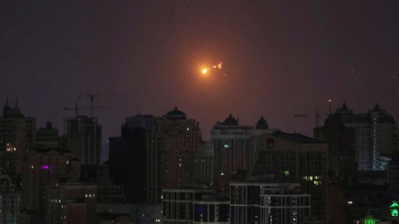 Nouvelle attaque massive de la Russie en Ukraine : un missile russe survole la Pologne