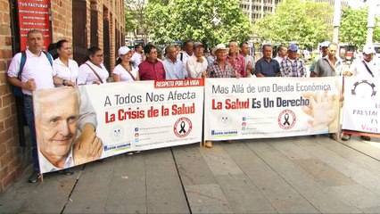 17-08-17-con-planton-diputados-de-antioquia-pidieron-respuestas-a-situacion-cronica-salud