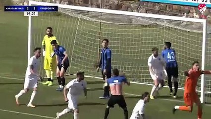 Herkes onu konuşuyor... Kaleciden son dakika golü!