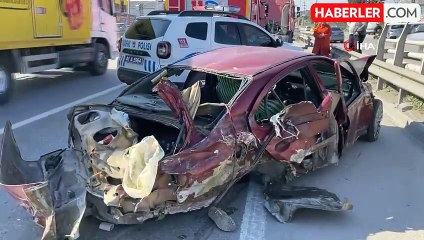 Kocaeli'de feci kaza: Dingili kopan araçtan yola fırladı, başka bir otomobil üzerinden geçti