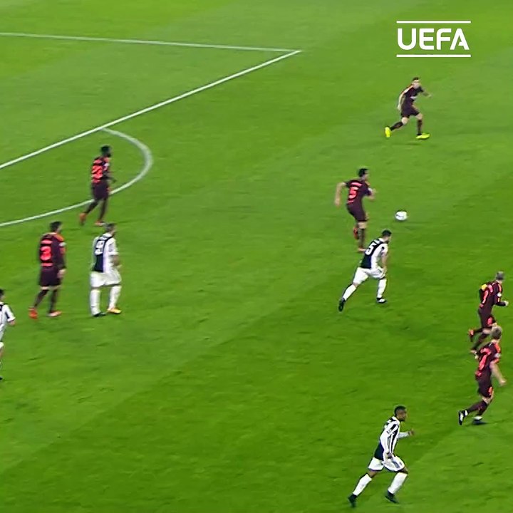 Just incredible footwork  #UCL