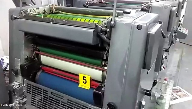 24-11-17 Mas de 13 mil billetes de dolares falsos incauto la Fiscalia en el centro de Medellin