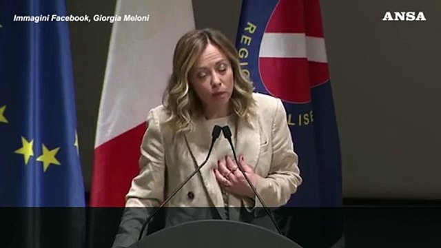 Meloni: Infrastrutture di cittadinanza meglio del Reddito