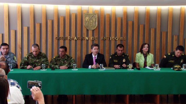 06-01-18 10000 millones la suma que pagaria la Gobernacion de Antioquia para mantenimiento de las vias en Uraba