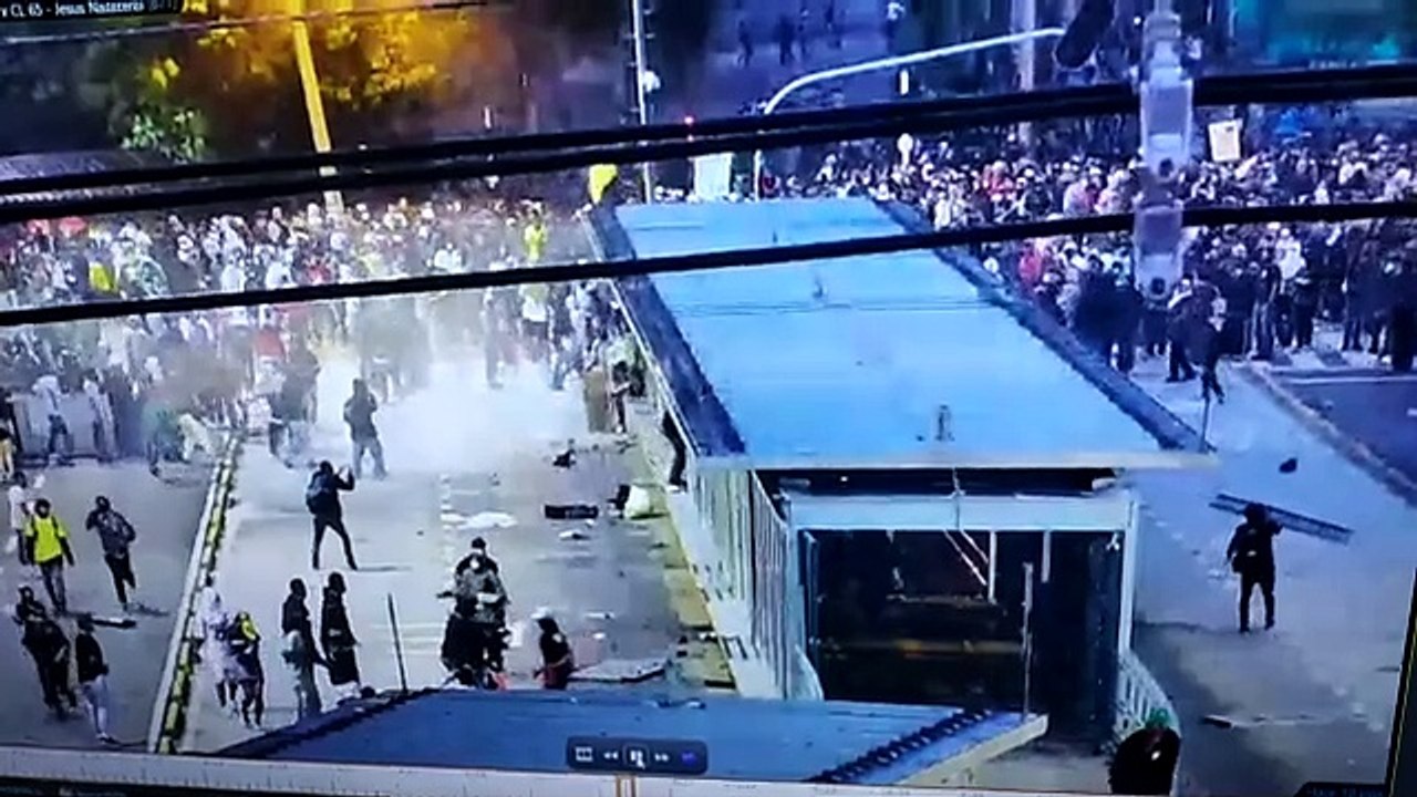 Incendian-estacion-metroplus2