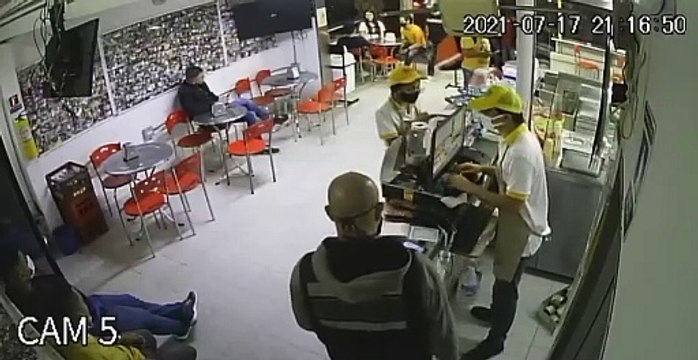 En menos de 11 dias robaron dos veces un local comercial