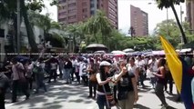 16-05-17-maestros-medellin-marcharon-centro-ciudad