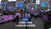 Francia, la tradizionale corsa dei camerieri torna a Parigi nell'anno delle Olimpiadi