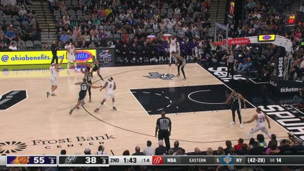 Suns Dominate Spurs 131-106: Booker and Durant Shine 🌟